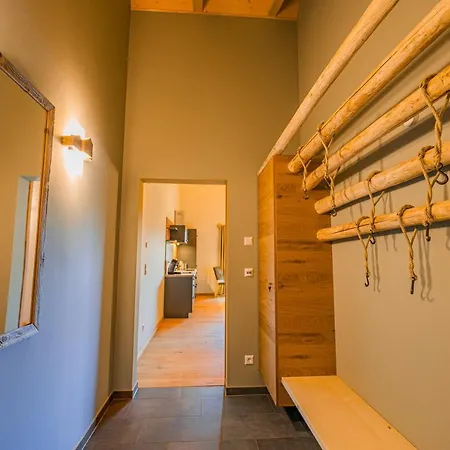 Holzspan Appartement Seiffen