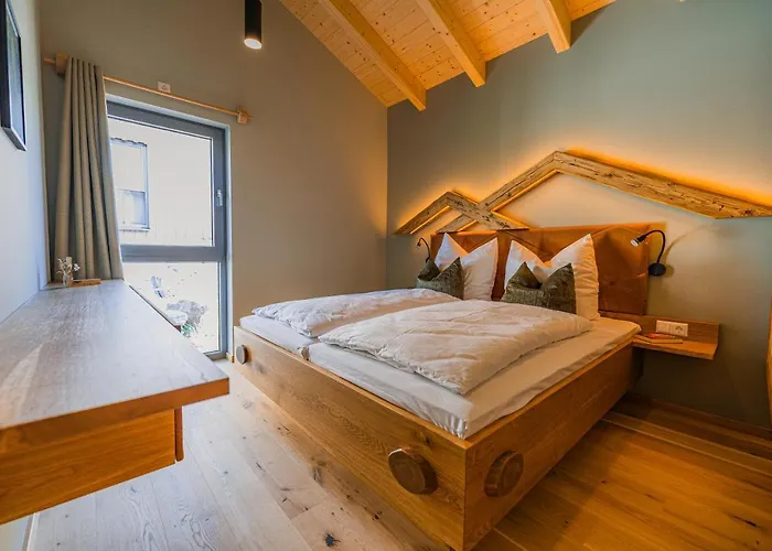 Holzspan Appartement *